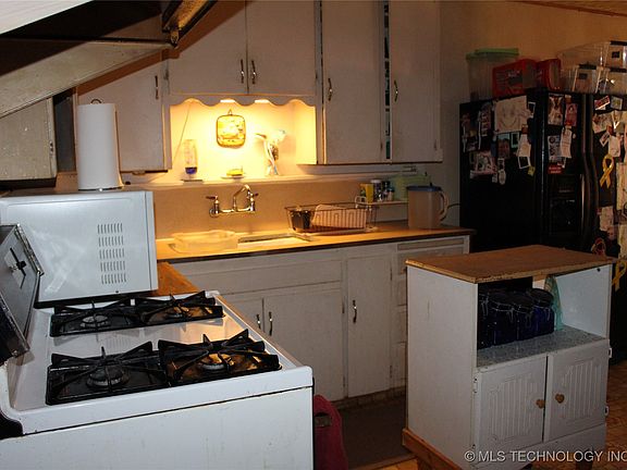 5th image of 1946 N Florence Ave