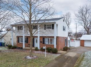1412 Cottonwood Dr, Columbus, OH 43229