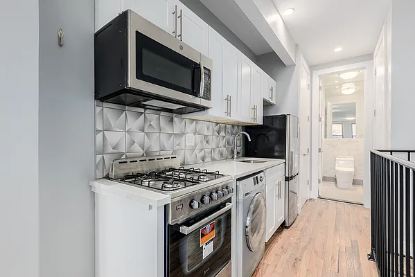 Rented by Cheskel Meisels, LREB | media 17