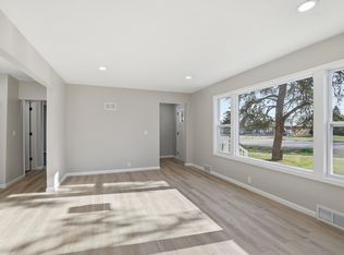 6019 W Broadway Ave, New Hope, MN 55428