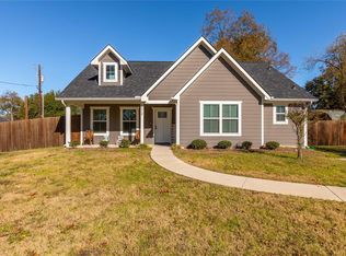 212 Sid Nelson St, Farmersville, TX 75442