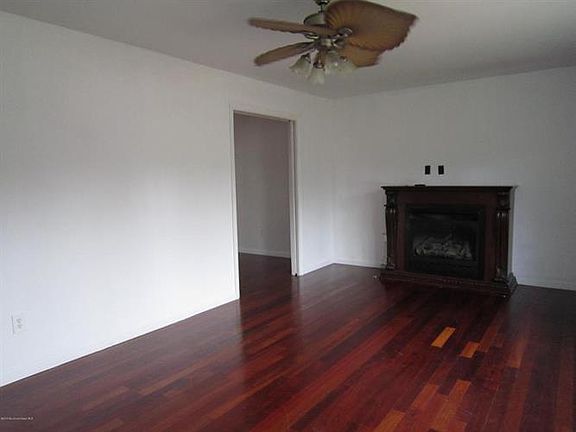 5th image of 246 Virginia Ave