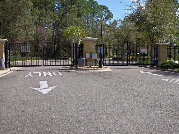 3rd image of 8200 White Falls Blvd