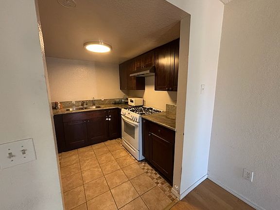 5th image of 3708 Louisiana St