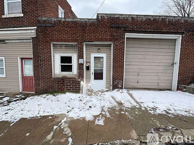 1st image of 809 Harrison Ave #809
