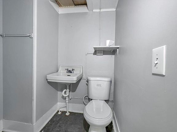4th image of 158 Prospect St #160-A