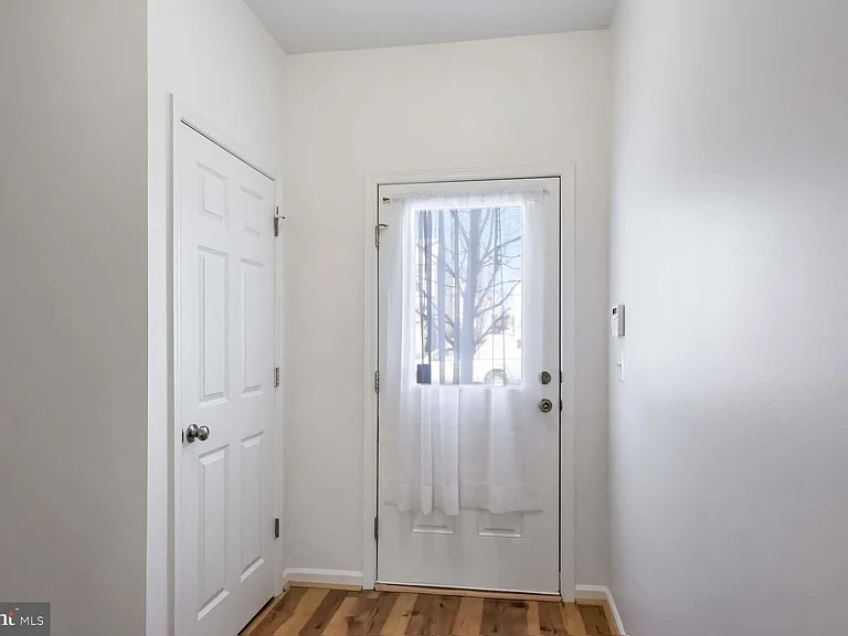 117 Gristmill Ct — Photo 5