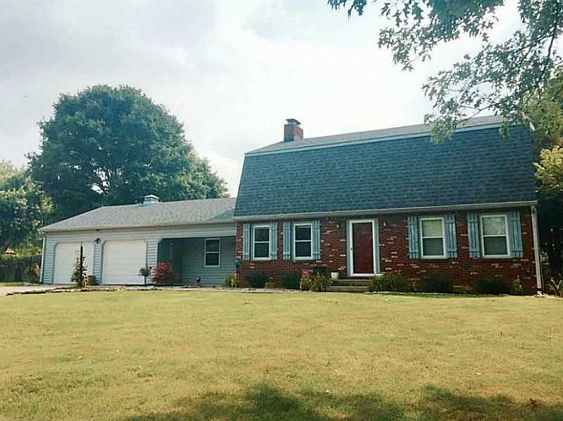 1st image of 915 Margueritta Way