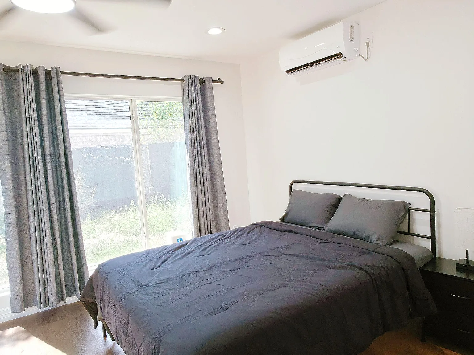 4 bed, 4.0 bath, 2800 sqft, $1,113 — Photo 4