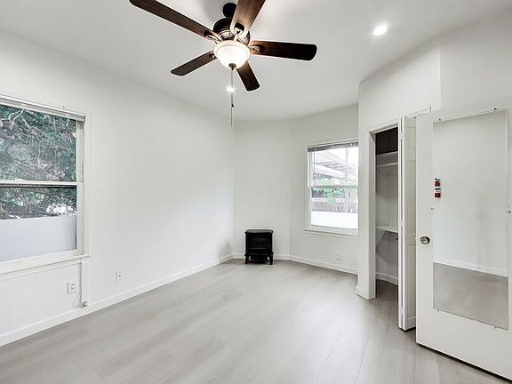 4th image of 628 Waverly St #2