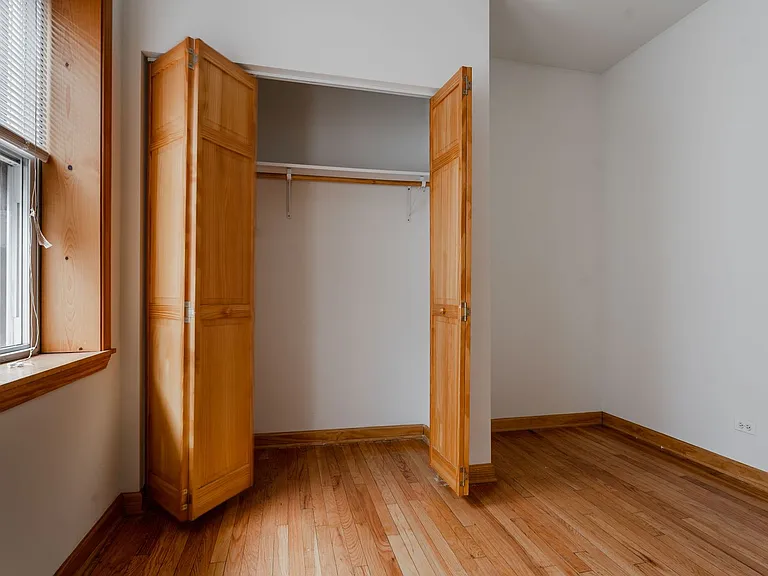 2620 W Gunnison St #3 — Photo 7