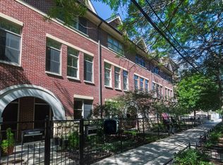 224 E Cullerton St, Chicago, IL 60616