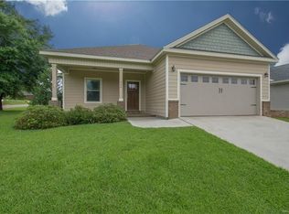 124 Sagewood Ln, Enterprise, AL 36330