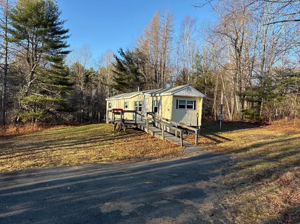 11 School Street, Nobleboro, ME 04555
