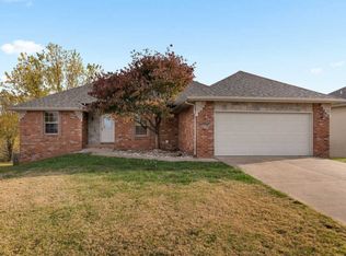 3104 N Ohara Ave, Springfield, MO 65803