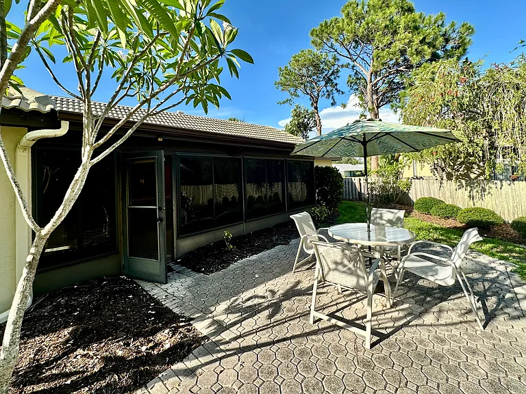 5603 Creekwood Dr — Photo 22