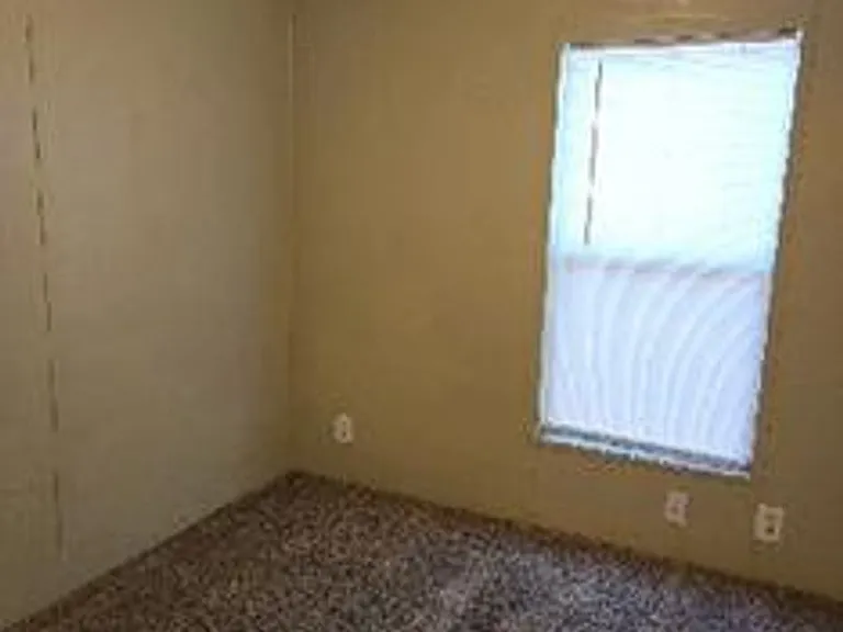 333 N Meldrum St #2 — Photo 24
