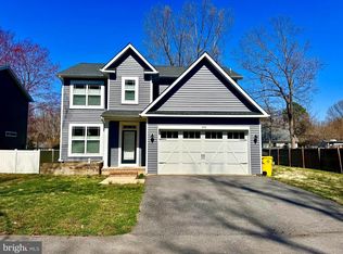1218 Juniper St, Shady Side, MD