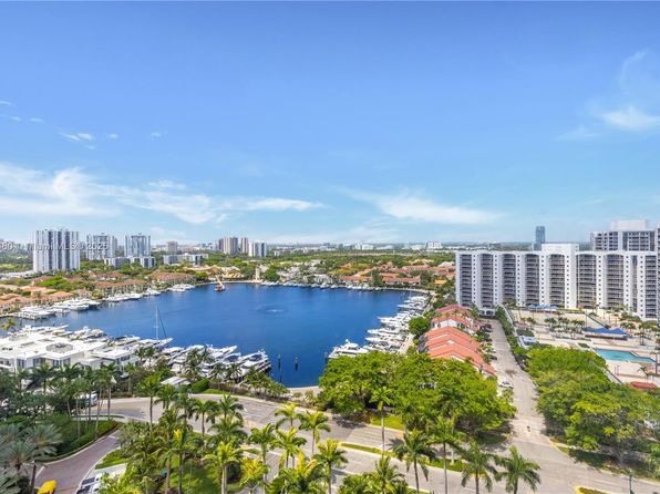 21205 Yacht Club Dr #1904