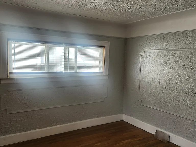 12364 Monica Ave — Photo 6