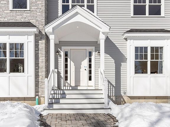 3rd image of 23 Wilmington Rd