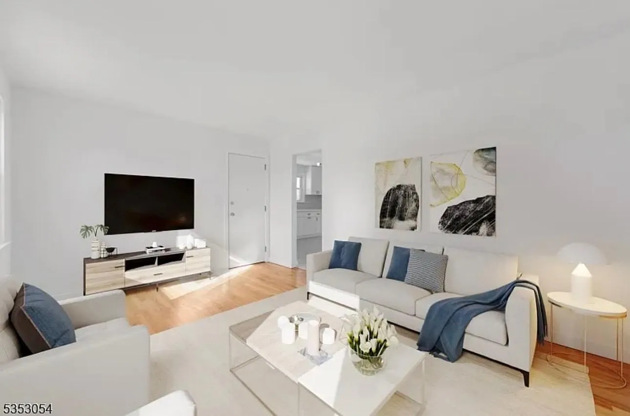 1 bed, $2,100 — Photo 4