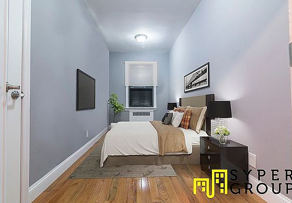 3rd image of 2416 Kings Hwy #1