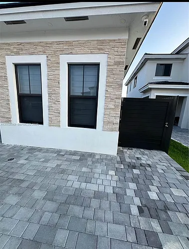 14429 SW 19th St #1 Photo 1 14429 SW 19th St #1 Photo 1