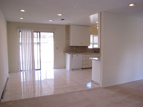 5th image of 14892 Booney St