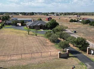 5607 Woodrow Rd, Lubbock, TX 79424