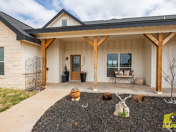 2nd image of 3432 Ponca Path