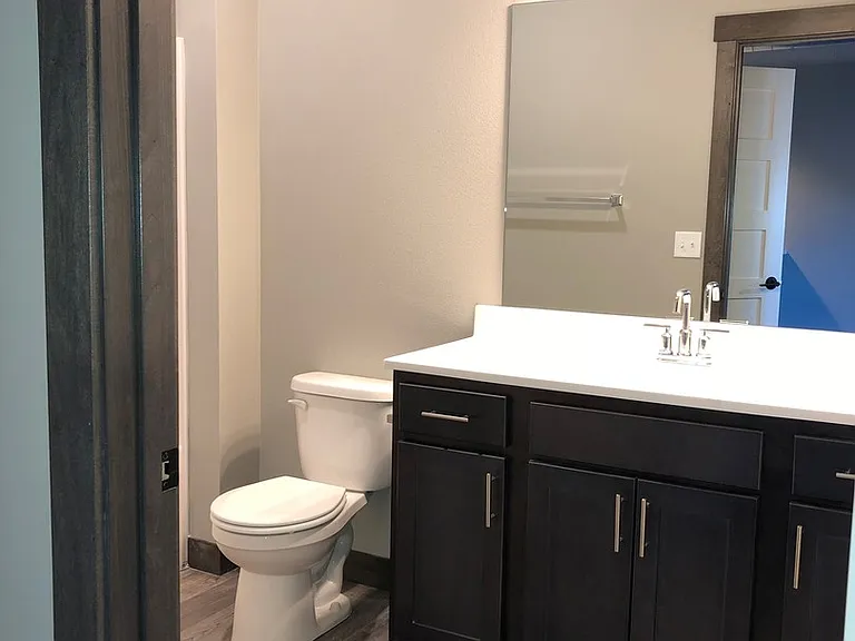 Depot Building D Luxury Rentals — Photo 13