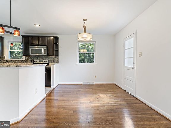 5th image of 3754 Gardiner Rd