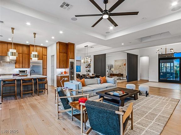 2nd image of 10000 Alegria Dr