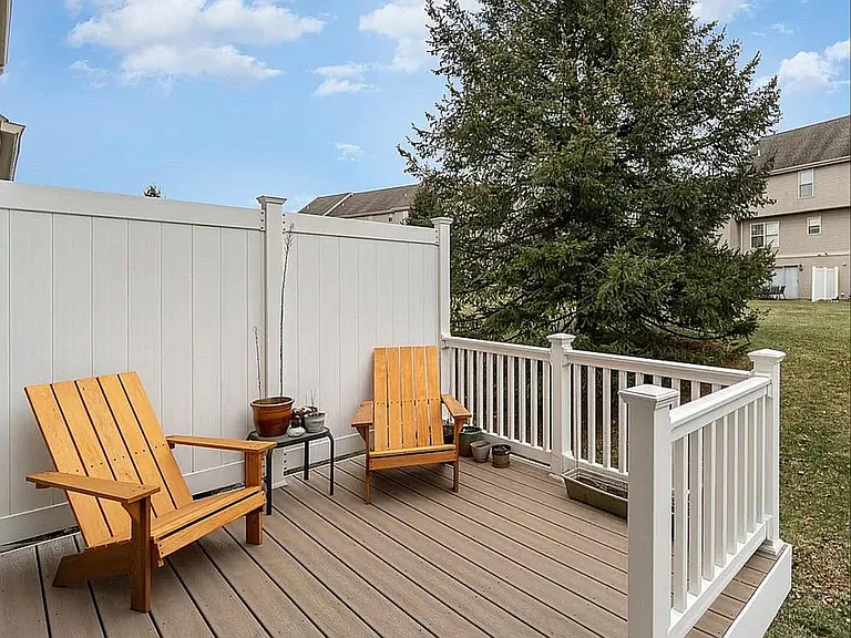 111 Lisa Ln — Photo 13