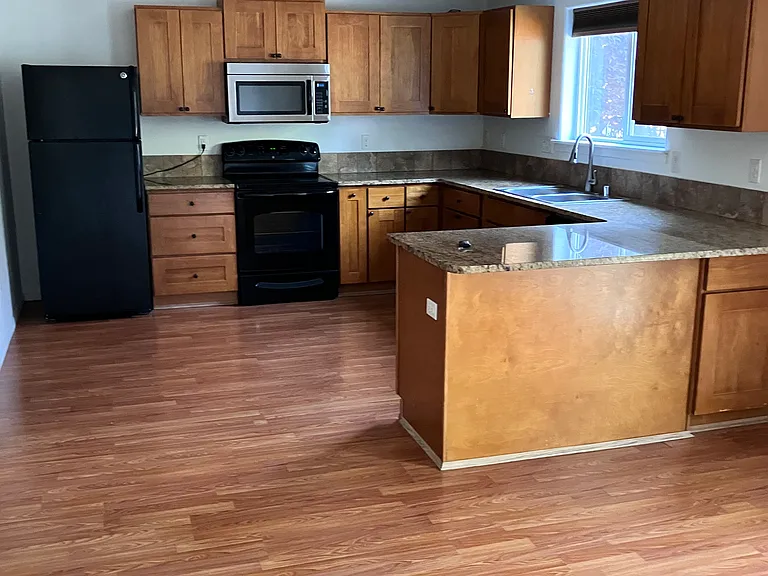 1331 S Monroe St #B — Photo 4