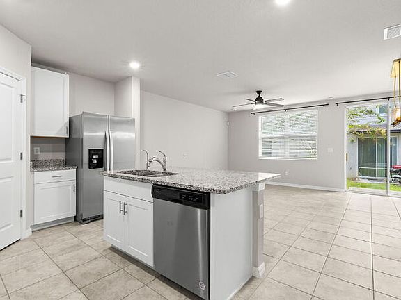 5th image of 2717 Chestnut Creek Pl