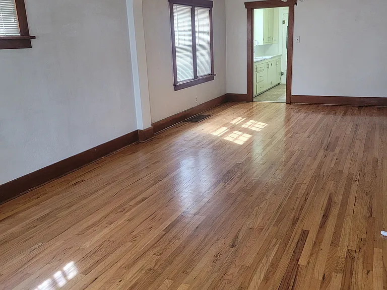 113 E 26th St #113 — Photo 11