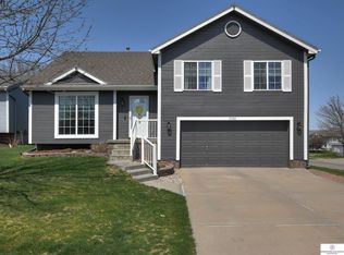 17152 Spaulding St, Omaha, NE 68116