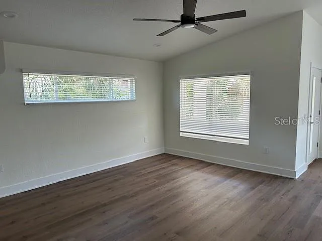 2028 14th Ave S — Photo 5
