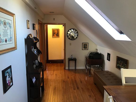5th image of 58 Union St Ste 3
