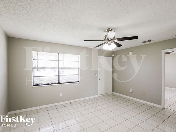 2nd image of 1252 SW Goodman Ave