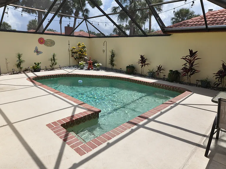 5057 Maui Cir — Photo 4