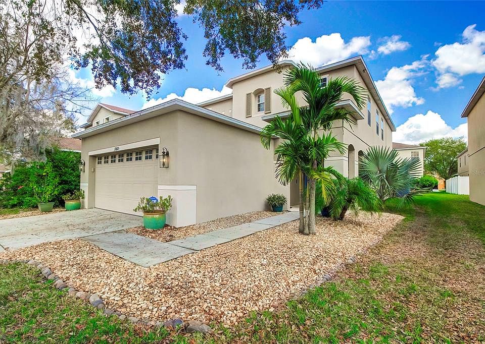 1st image of 19605 Timberbluff Dr