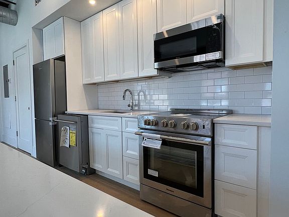 5th image of 500 South St #201