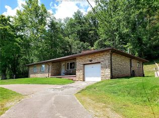 2294 Roxalana Rd, Dunbar, WV 25064