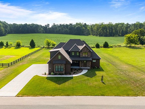 4th image of 1749 Hazel Farms Ln