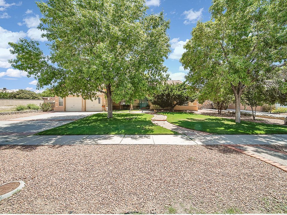 1st image of 4516 Lazy Willow Dr