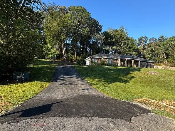 110 Shelly Dr, Hendersonville, NC 28792
