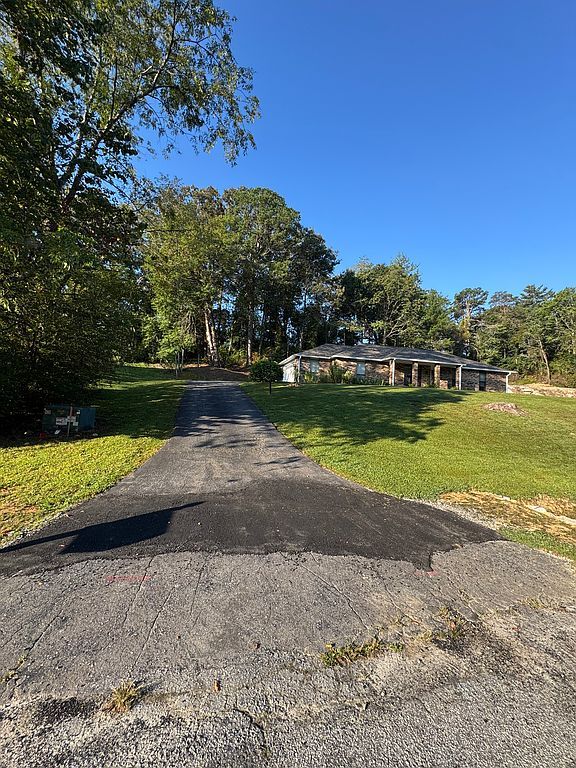 110 Shelly Dr - Property Image